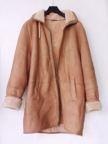 Lammfelljacke-04.jpg